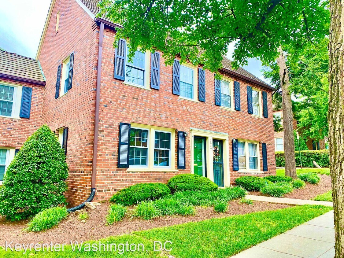 2 br, 1 bath House 2029 38th St, SE Unit A House Rental in