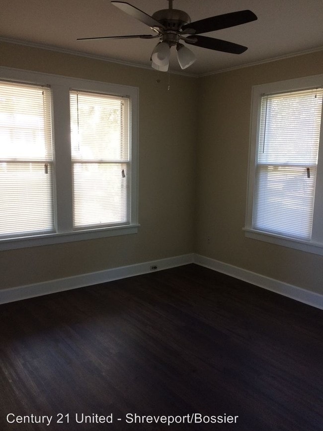 Building Photo - 1322 Montgomery Ln