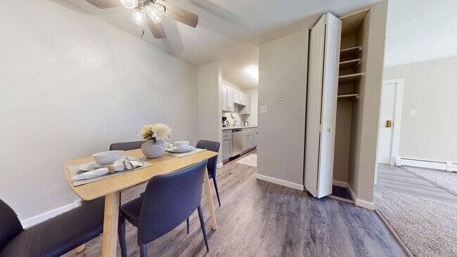 Foto del edificio - Broadway Crossing Apartments