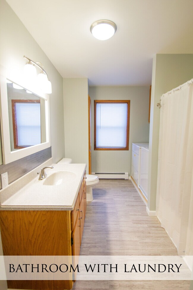Building Photo - 517 Triplex