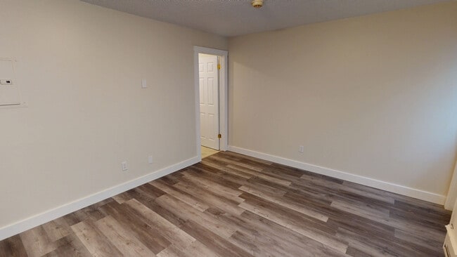 Building Photo - 187 West St