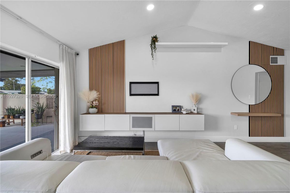 Foto principal - 11974 SW 110th St Cir S