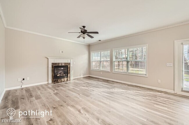 Building Photo - 4 br, 2.5 bath House - 408 Long Branch Way...
