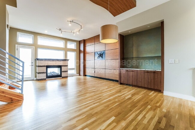 Photo - 2507 Larimer St Townhome