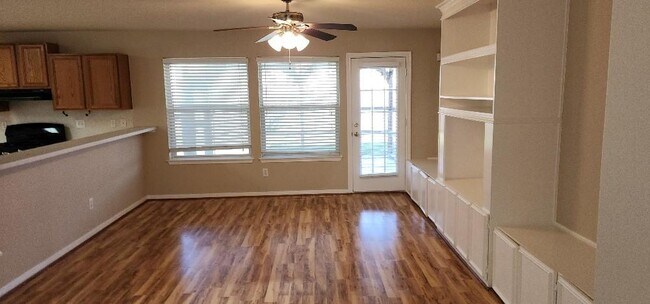 Building Photo - 11814 Sardis Lake Dr