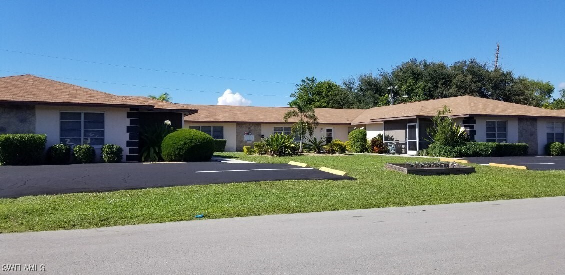 Foto principal - 4104 SE 12th Pl
