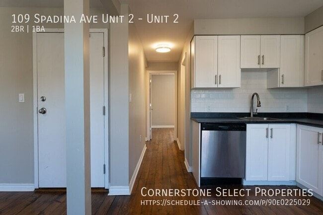 Building Photo - Central 2 Bed with ensuite laundry!