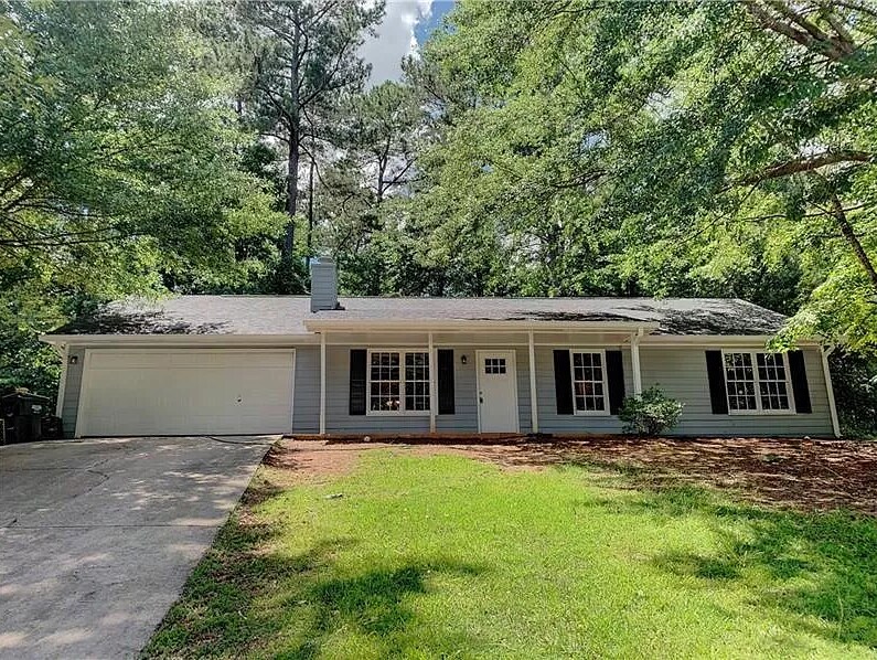 Foto principal - 2048 Summertown Dr