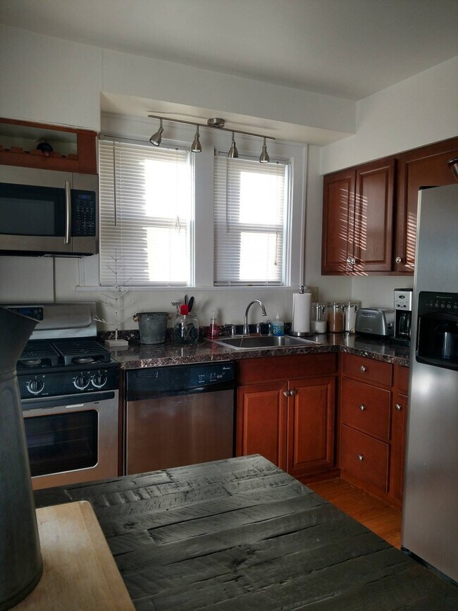 Foto del edificio - Beautiful 3 bedroom Home in Mt. Lebanon