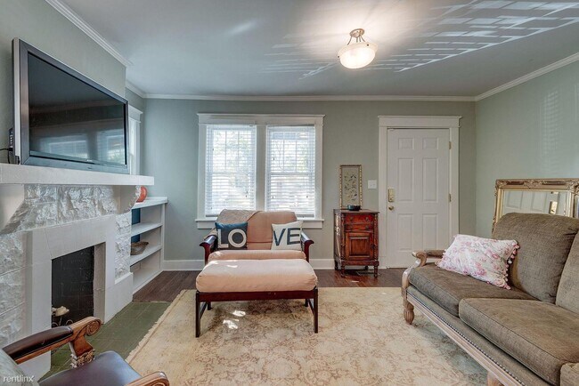 Building Photo - 2 br, 1 bath House - 3101 Kingston Street