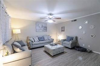 Foto del edificio - 8100 N Mopac Expy