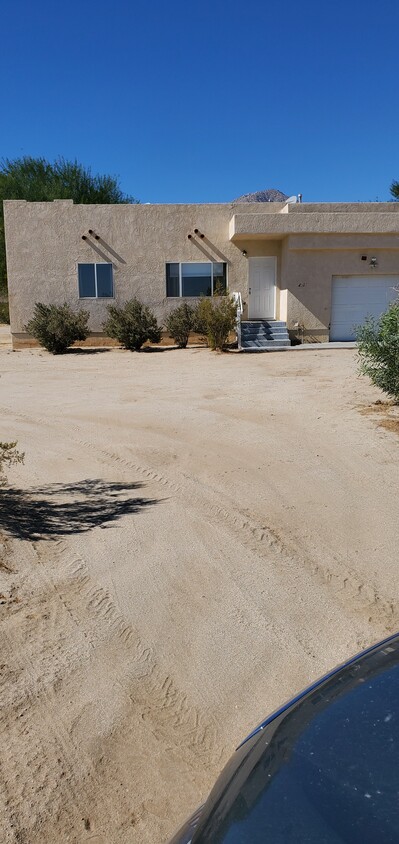 Primary Photo - 2610 Double O Rd
