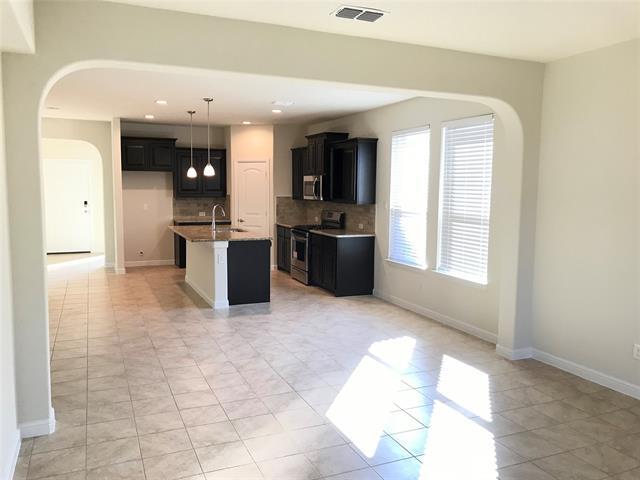 Building Photo - 216 Sunken Meadow Ct
