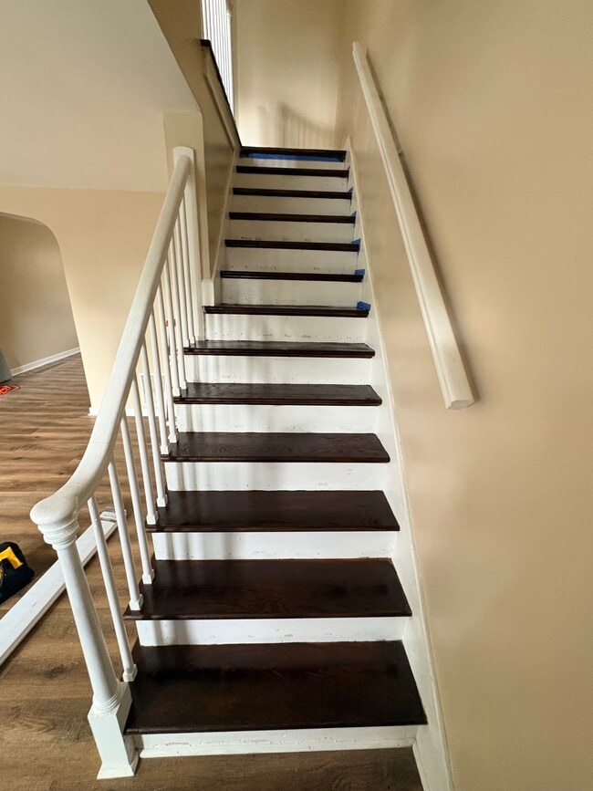 Staircase - 2462 Brookwood St