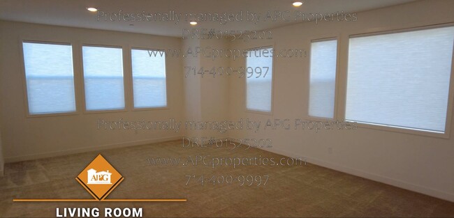 Foto del edificio - New Construction!  3 bedroom / 3.5 bathroo...