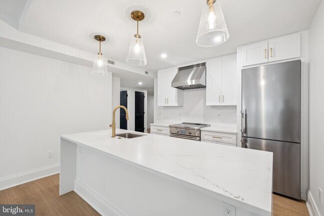 Foto del edificio - 135 S 19th St