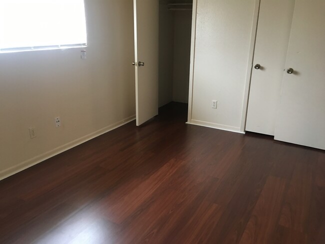 Foto del edificio - 7845 Fuqua St