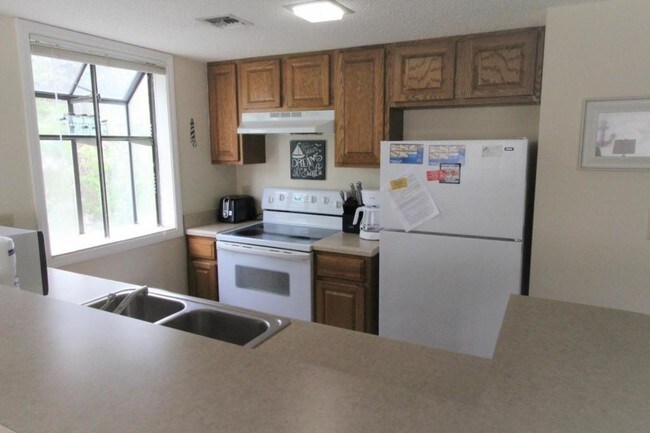 Building Photo - 351 Lake Arrowhead Rd, 3-212