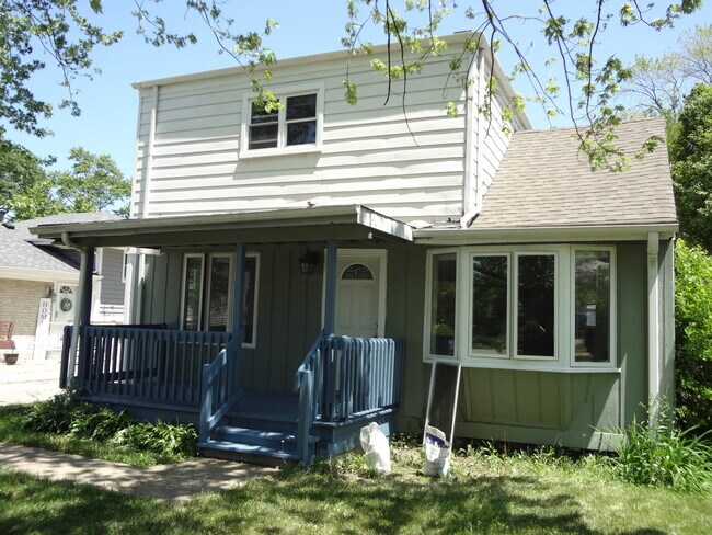 Building Photo - 4115 N Lincoln St
