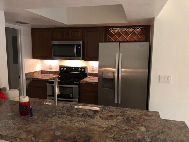 Foto del edificio - 1611 Sanibel Dr