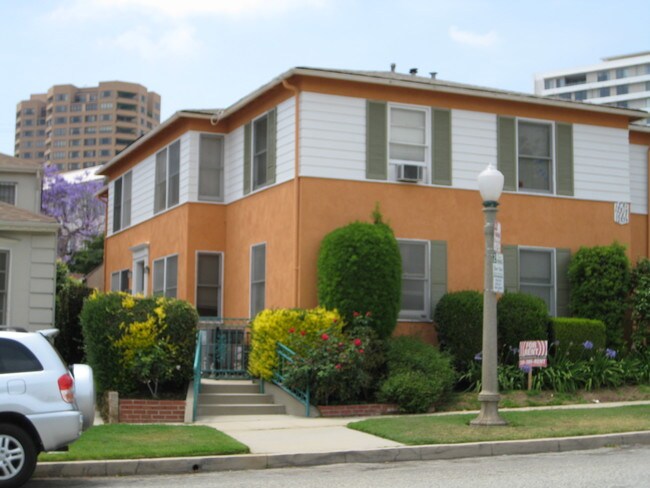 Building Photo - 1283 Devon Ave