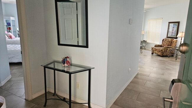 Building Photo - 9903 Perfect Dr
