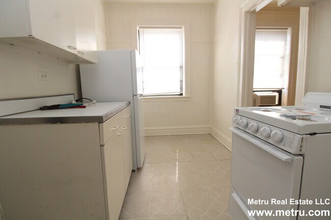 Foto del edificio - 645 W Patterson Ave