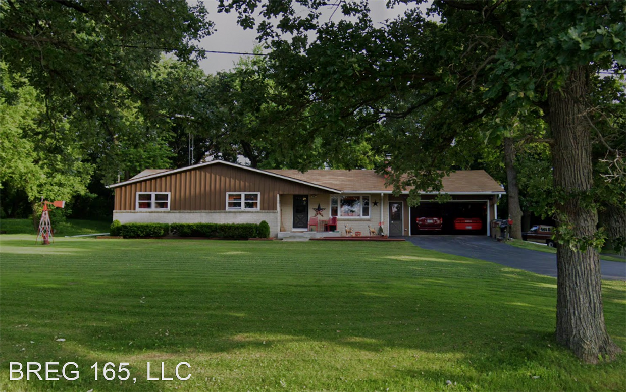 Foto principal - 3 br, 1.5 bath House - 6901 104th Street