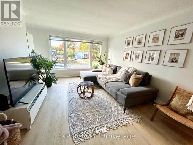 Building Photo - 23 Homewood Ave