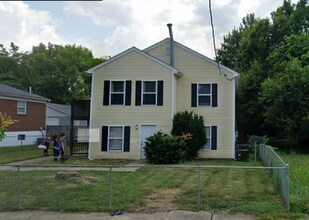 Building Photo - 2702 W Kentucky St