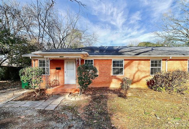 Primary Photo - 2623 Shamrock Dr