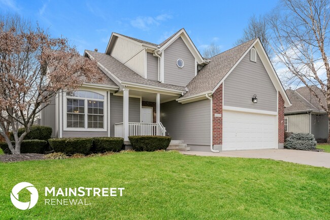 Building Photo - 4028 SW Chatham Dr