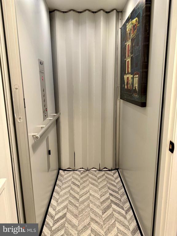 Foto del edificio - 7548 Morris St