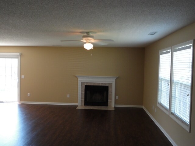 Building Photo - 4813 Mocha Lane