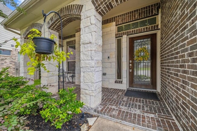 Building Photo - 1539 Giles Dr
