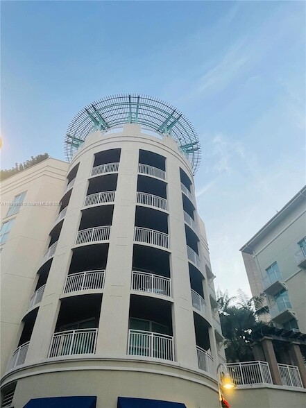 Foto del edificio - 7290 SW 90th St