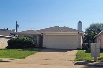 Building Photo - 2710 Bishop Allen Ln