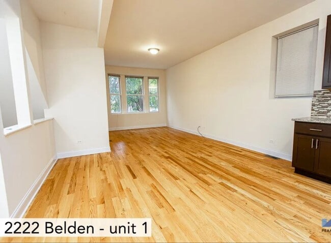 Building Photo - 2222 W Belden Ave