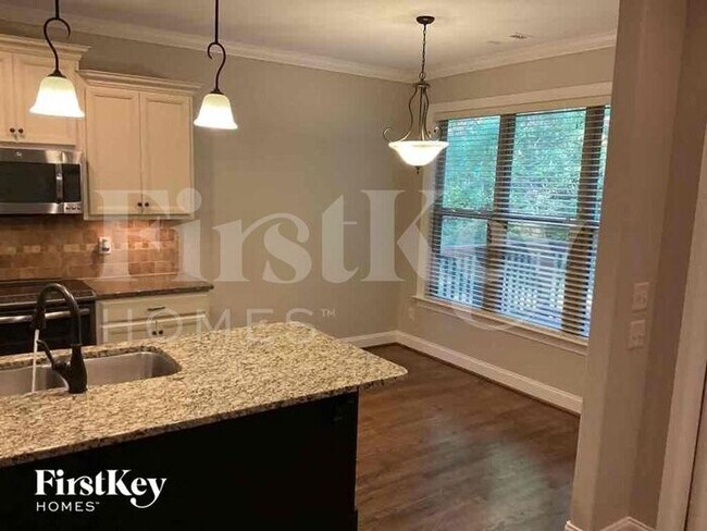 Foto del edificio - 3014 Laurel Lakes Cove