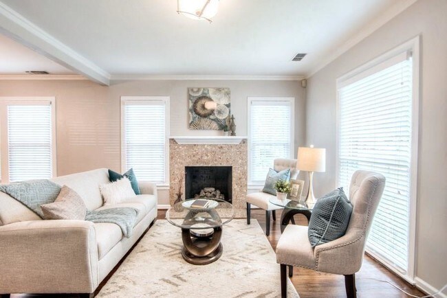 Foto del edificio - 3215 Homer St