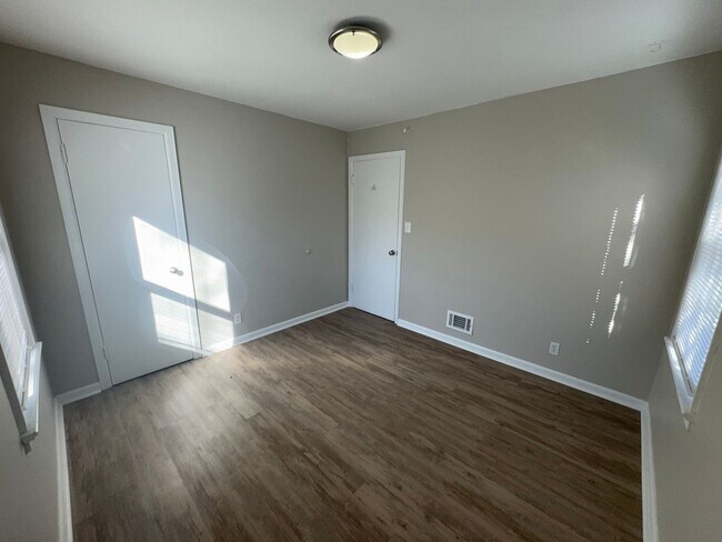 Foto del edificio - MOVE IN SPECIAL 1/2 FIRST FULL MONTHS RENT...