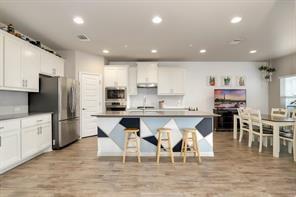 Foto del edificio - 8800 Sikes Way