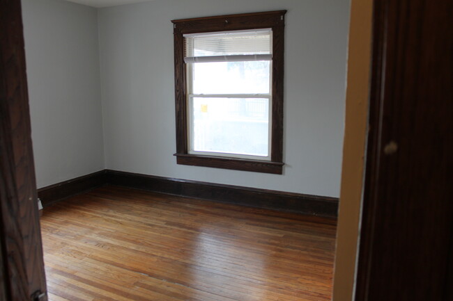 Bedroom 1 - 351 S Walnut St