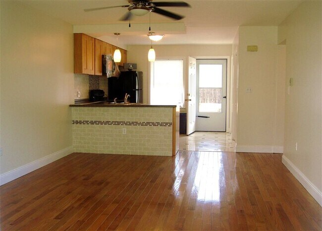 Foto del edificio - 186 Stillwater Ave