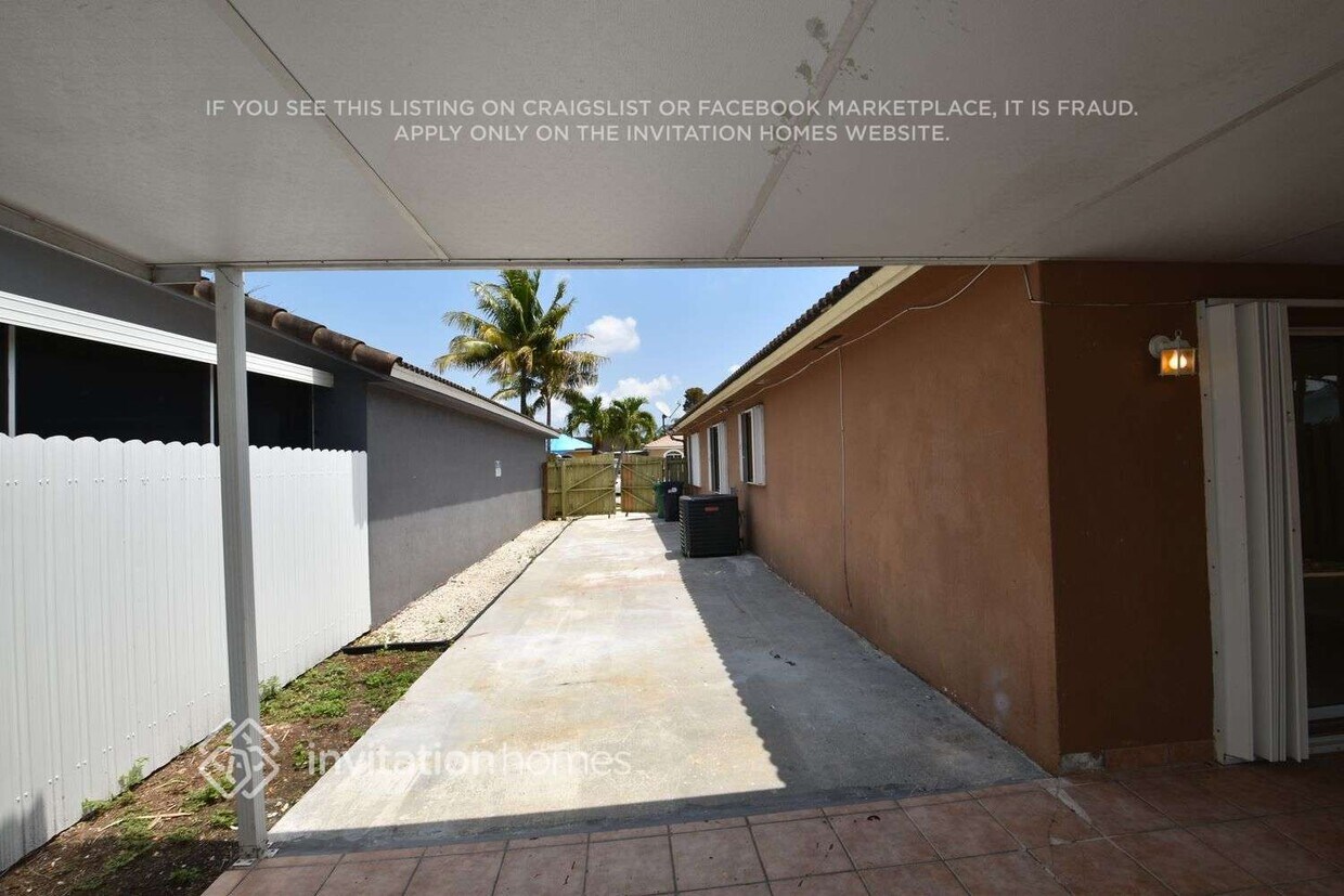 Foto del edificio - 17086 SW 143rd Ct