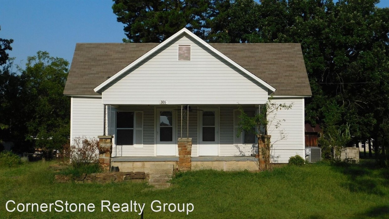 305 N Oak St, Hackett, AR 72937 House Rental in Hackett, AR