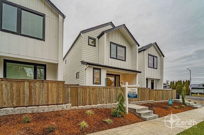 Building Photo - 16311 NE 21st St