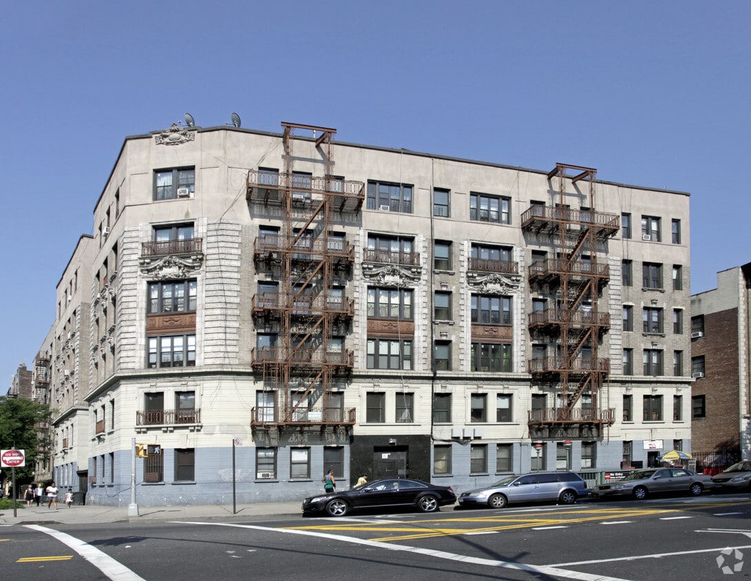 Primary Photo - 354 ocean ave