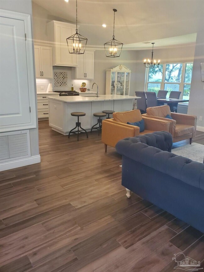 Foto del edificio - 5128 Cedar St