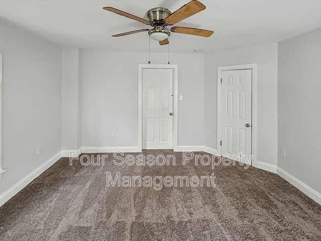 Foto del edificio - 336 S Locust St